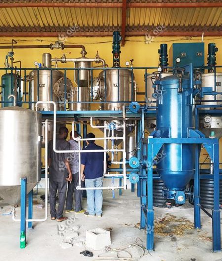 Oil refinery machinery